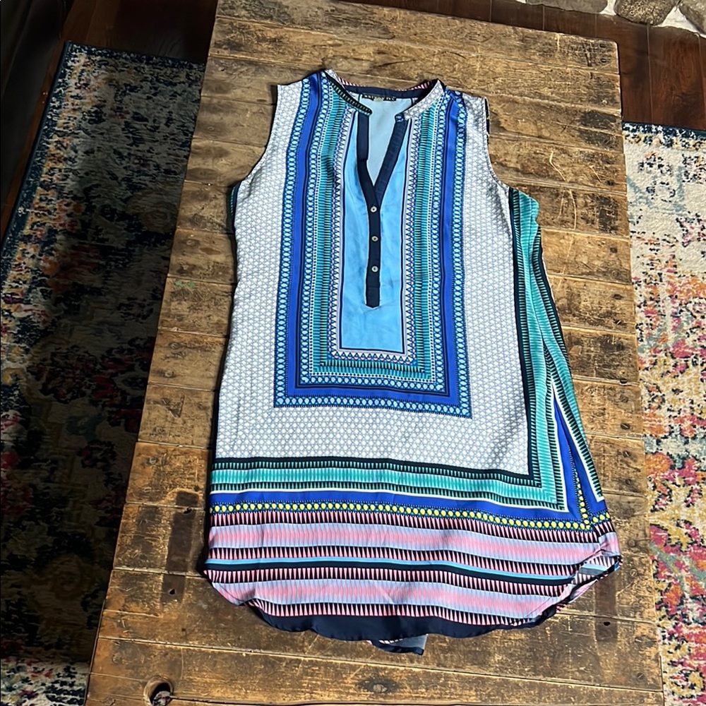Sleeveless Printed dress in Blue, Teal & Pink medium